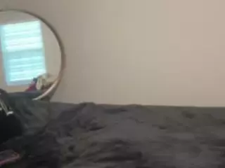 LaylaRed's Live Sex Cam Show