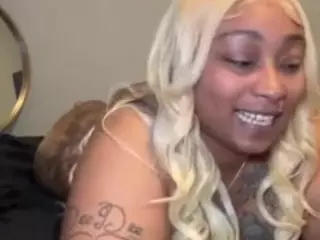 LaylaRed's Live Sex Cam Show