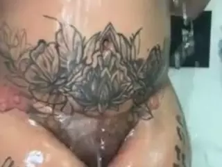 LaylaRed's Live Sex Cam Show
