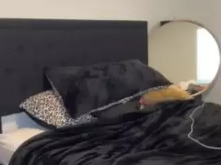 LaylaRed's Live Sex Cam Show