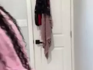 LaylaRed's Live Sex Cam Show