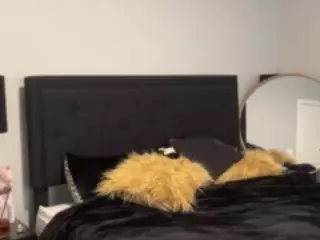 LaylaRed's Live Sex Cam Show