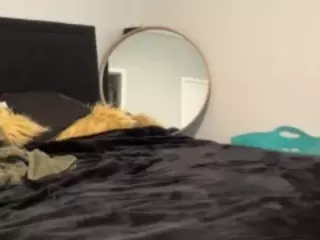LaylaRed's Live Sex Cam Show