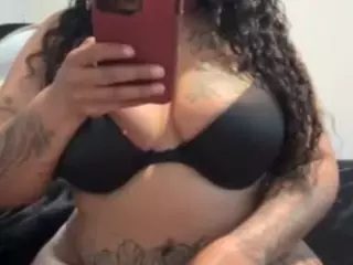 LaylaRed's Live Sex Cam Show