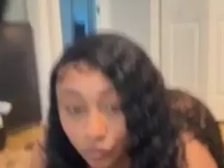 LaylaRed's Live Sex Cam Show