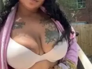 LaylaRed's Live Sex Cam Show