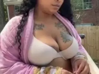 LaylaRed's Live Sex Cam Show