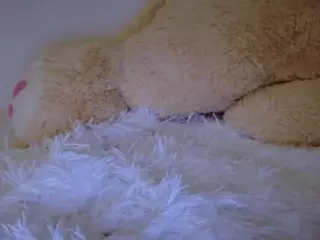 creamy pie's Live Sex Cam Show
