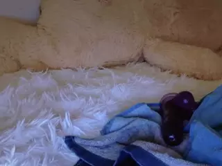 creamy pie's Live Sex Cam Show