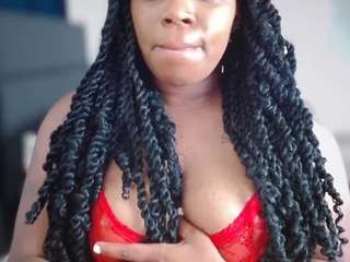 Live cam show with creamy pie