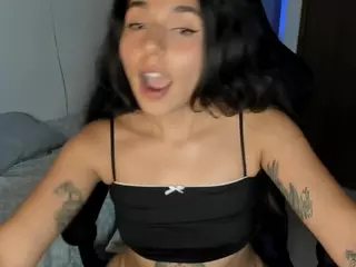 1Redgirl1's Live Sex Cam Show