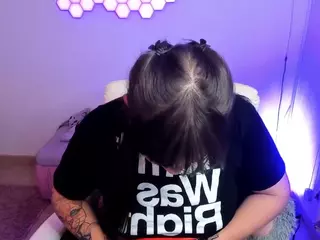 sphiagrants's Live Sex Cam Show
