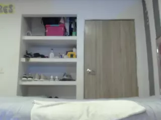 LilaMarin's Live Sex Cam Show