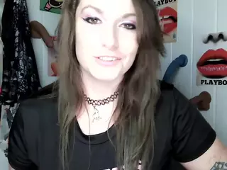Lady the Tramp's Live Sex Cam Show