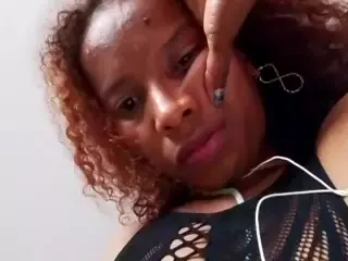 sashakorny99's Live Sex Cam Show