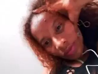 sashakorny99's Live Sex Cam Show