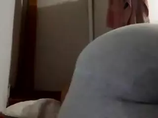 sashakorny99's Live Sex Cam Show