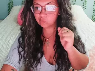 Kinky Kris's Live Sex Cam Show