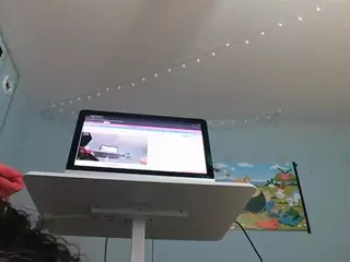 Kinky Kris's Live Sex Cam Show