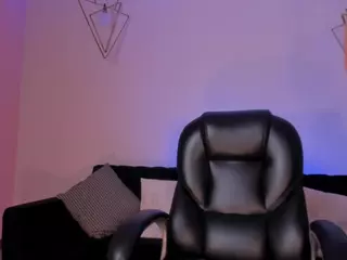 Bianca Pierce's Live Sex Cam Show