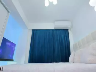 ScarletAndTom's Live Sex Cam Show