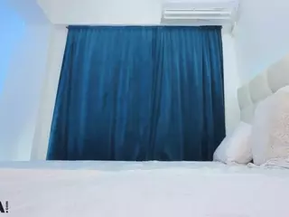 ScarletAndTom's Live Sex Cam Show