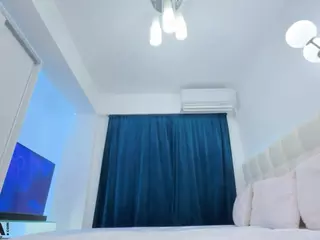 ScarletAndTom's Live Sex Cam Show