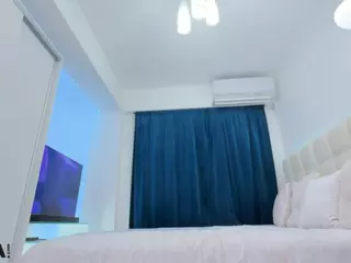 ScarletAndTom's Live Sex Cam Show