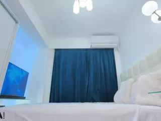 ScarletAndTom's Live Sex Cam Show