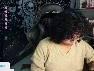 alesyahampton's Live Sex Cam Show