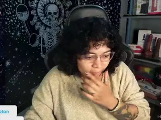alesyahampton's Live Sex Cam Show