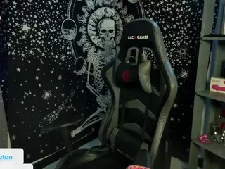 alesyahampton's Live Sex Cam Show