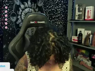 alesyahampton's Live Sex Cam Show