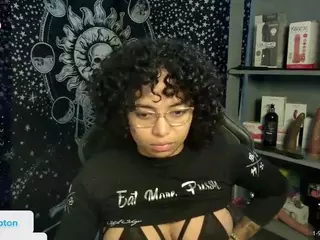 alesyahampton's Live Sex Cam Show