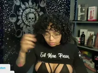 alesyahampton's Live Sex Cam Show