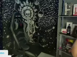 alesyahampton's Live Sex Cam Show