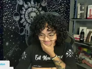 alesyahampton's Live Sex Cam Show