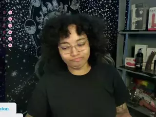 alesyahampton's Live Sex Cam Show