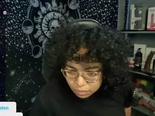 alesyahampton's Live Sex Cam Show
