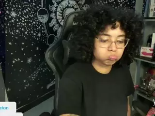 alesyahampton's Live Sex Cam Show