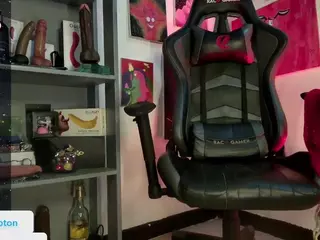 alesyahampton's Live Sex Cam Show