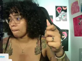 alesyahampton's Live Sex Cam Show