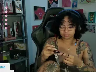 alesyahampton's Live Sex Cam Show