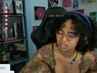 alesyahampton's Live Sex Cam Show