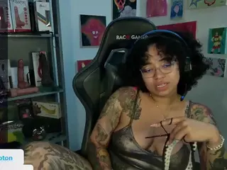 alesyahampton's Live Sex Cam Show