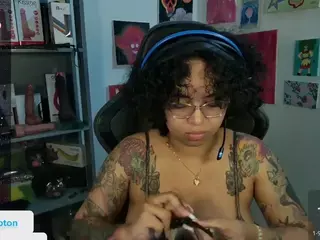 alesyahampton's Live Sex Cam Show