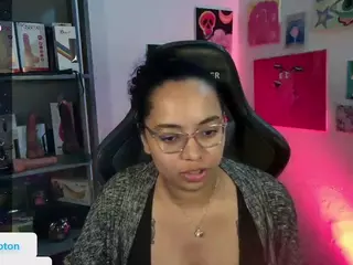 alesyahampton's Live Sex Cam Show