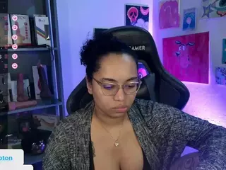 alesyahampton's Live Sex Cam Show