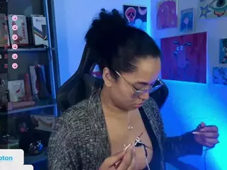 alesyahampton's Live Sex Cam Show