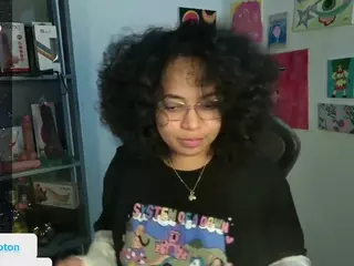 alesyahampton's Live Sex Cam Show